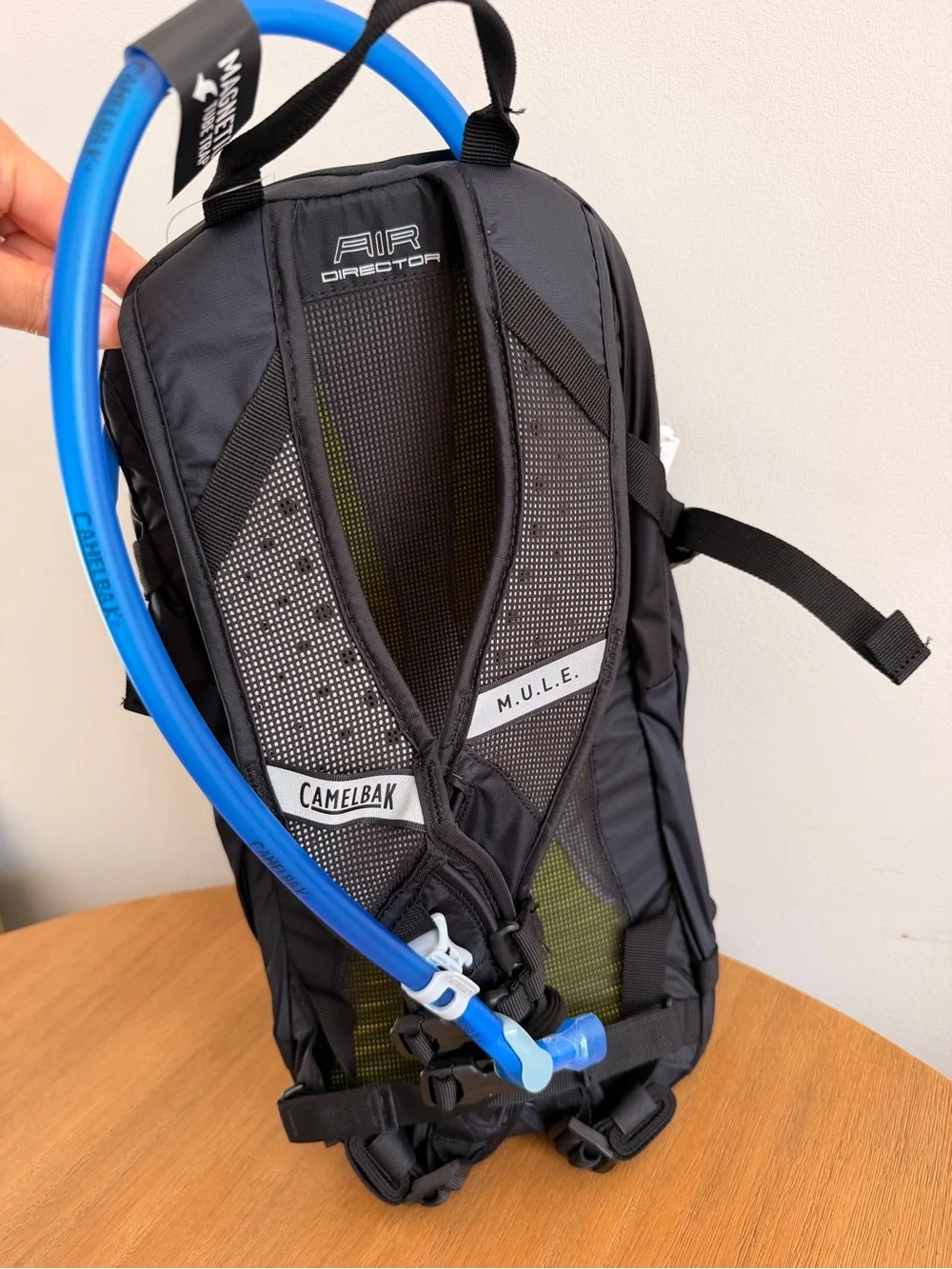CamelBak M.U.L.E. Black Compact Hydration Sling Backpack